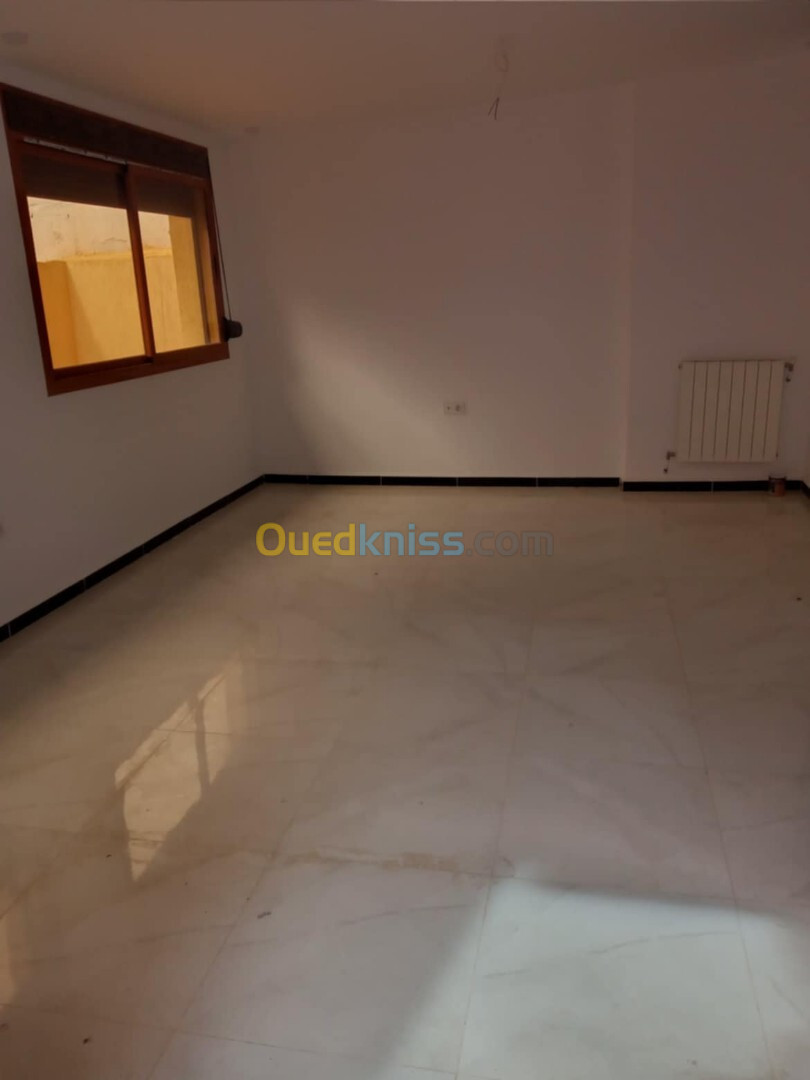 Location Appartement F4 Alger Draria