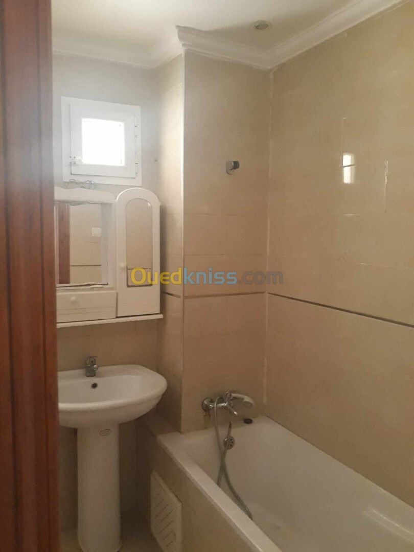 Location Appartement F5 Alger Cheraga