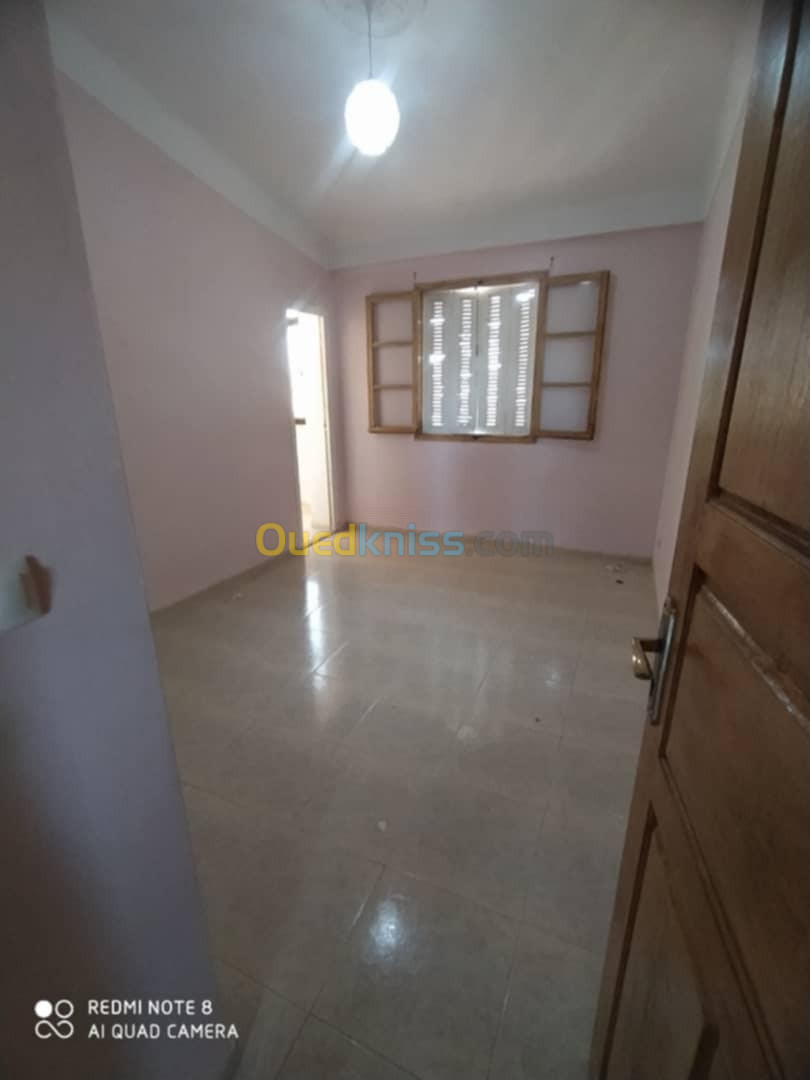 Location Appartement F4 Alger Cheraga