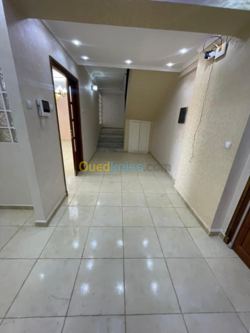 Location Duplex F4 Alger Ouled fayet