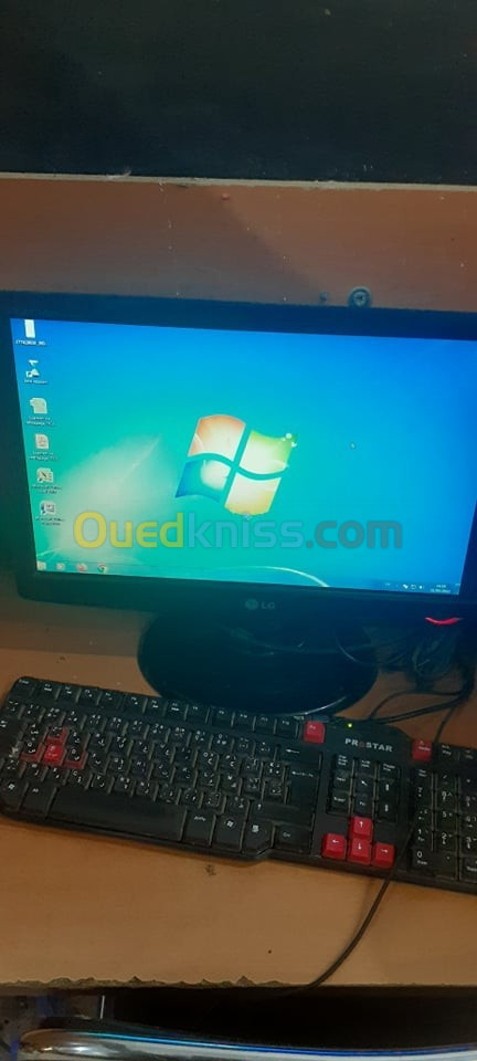 ecran pc LG 19 pouces