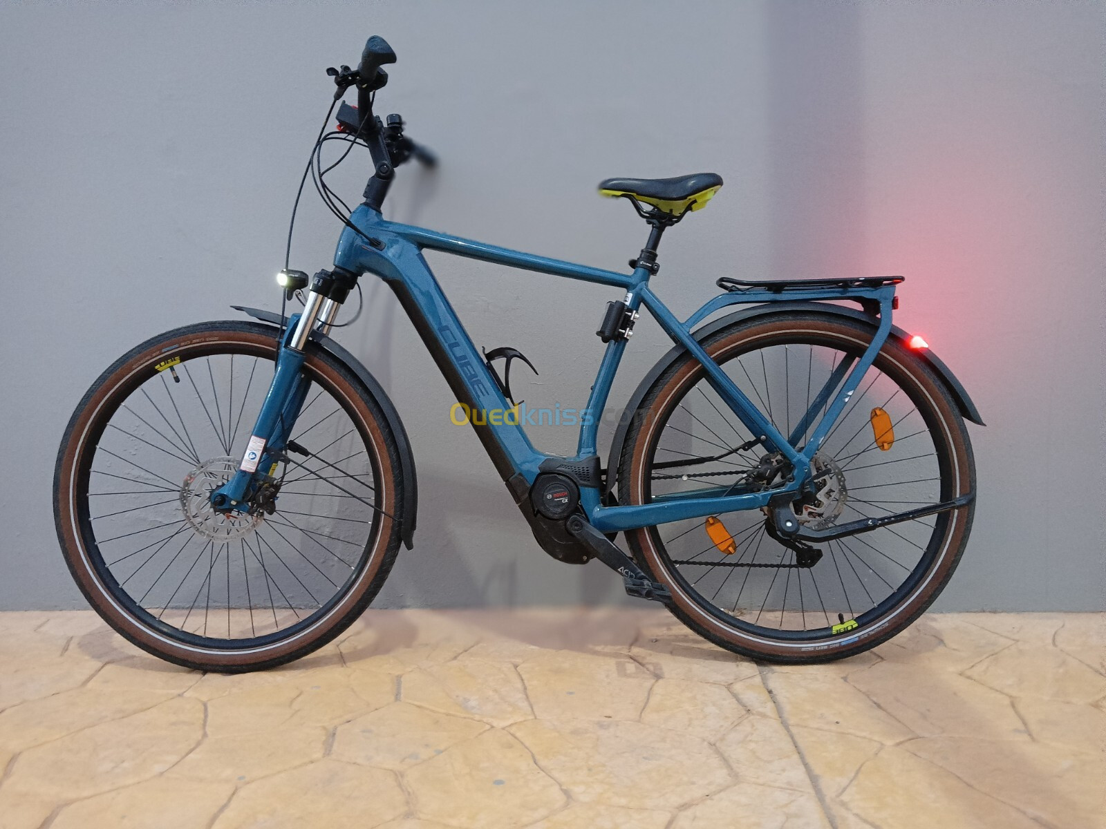 Vélo électrique CUBE xL