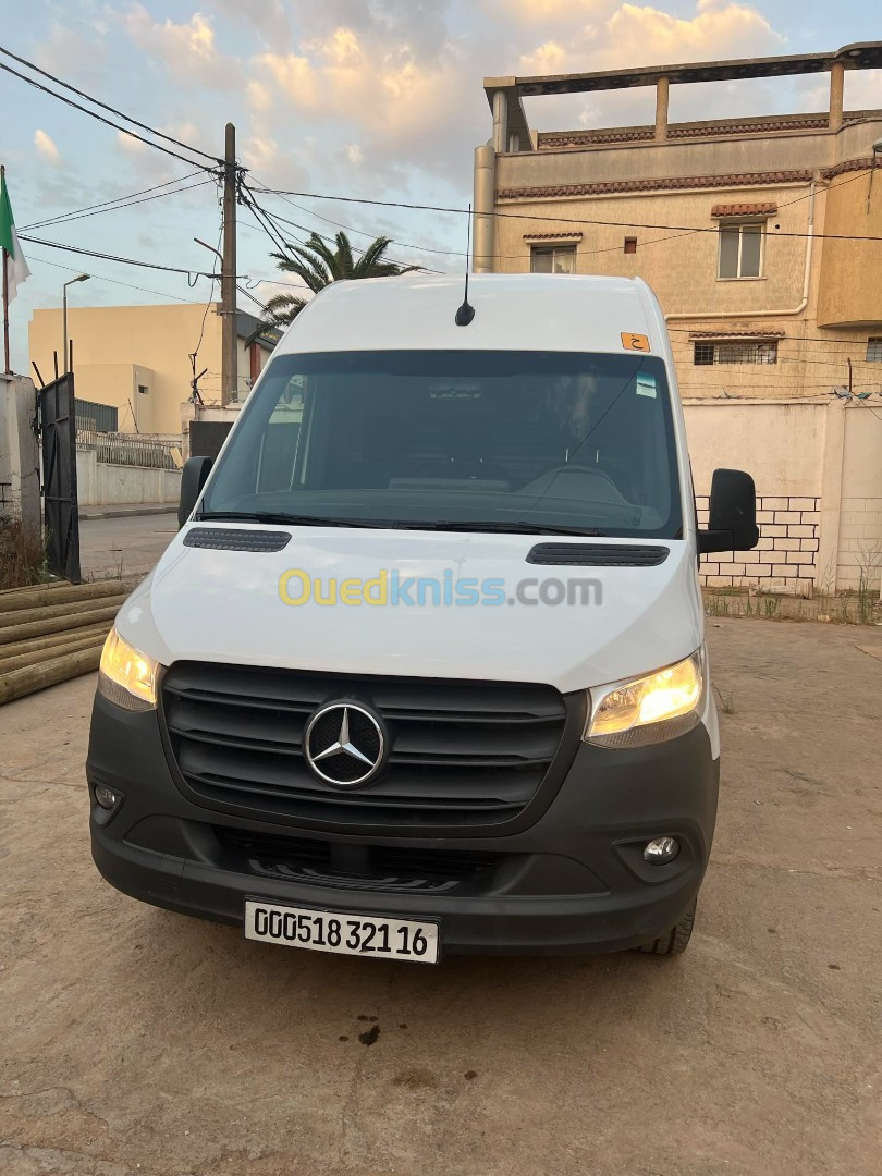 Mercedes-Benz Sprinter 2021