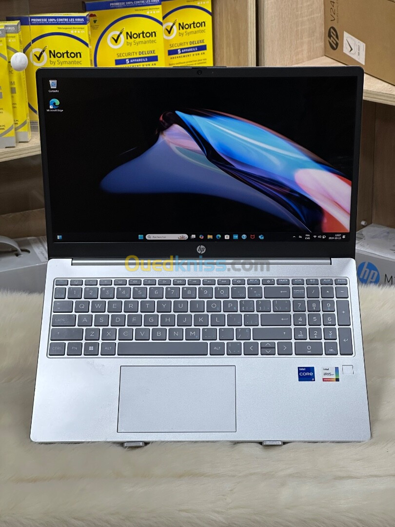 HP LAPTOP 15 FD0XXX I7 1355U 16GO 1TO SSD NVME TACTILE 