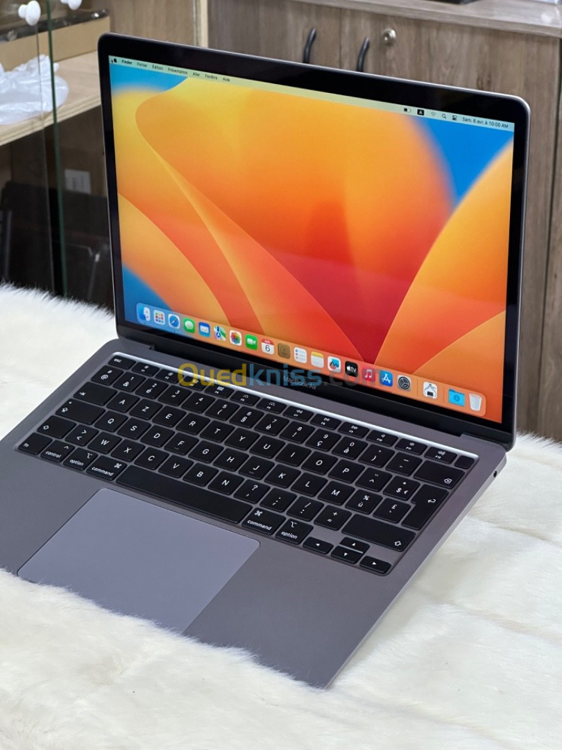 MACBOOK AIR RETINA 13.3 2020 I7 1.2GHZ 8GO 1TO SSD CYCLE 150