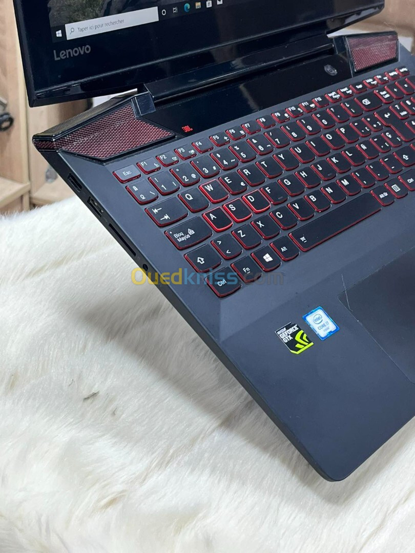 LENOVO IDEAPAD Y700 1515K I7 6700HQ 16GO 512GO SSD GTX 960M 4GO ECRAN 15.6 FULL HD 1080P LED WIN 11 