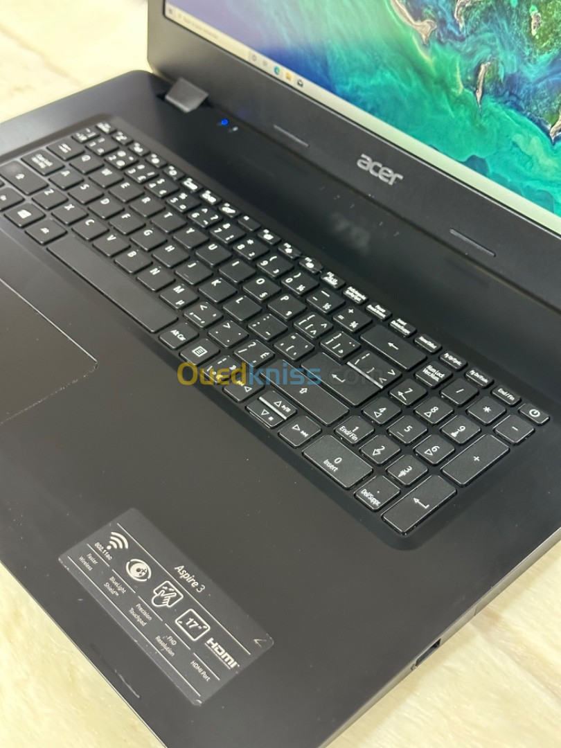 ACER ASPIRE 3 A317-52 I7 1065G7 16GO 512GO SSD 17.3 FHD 