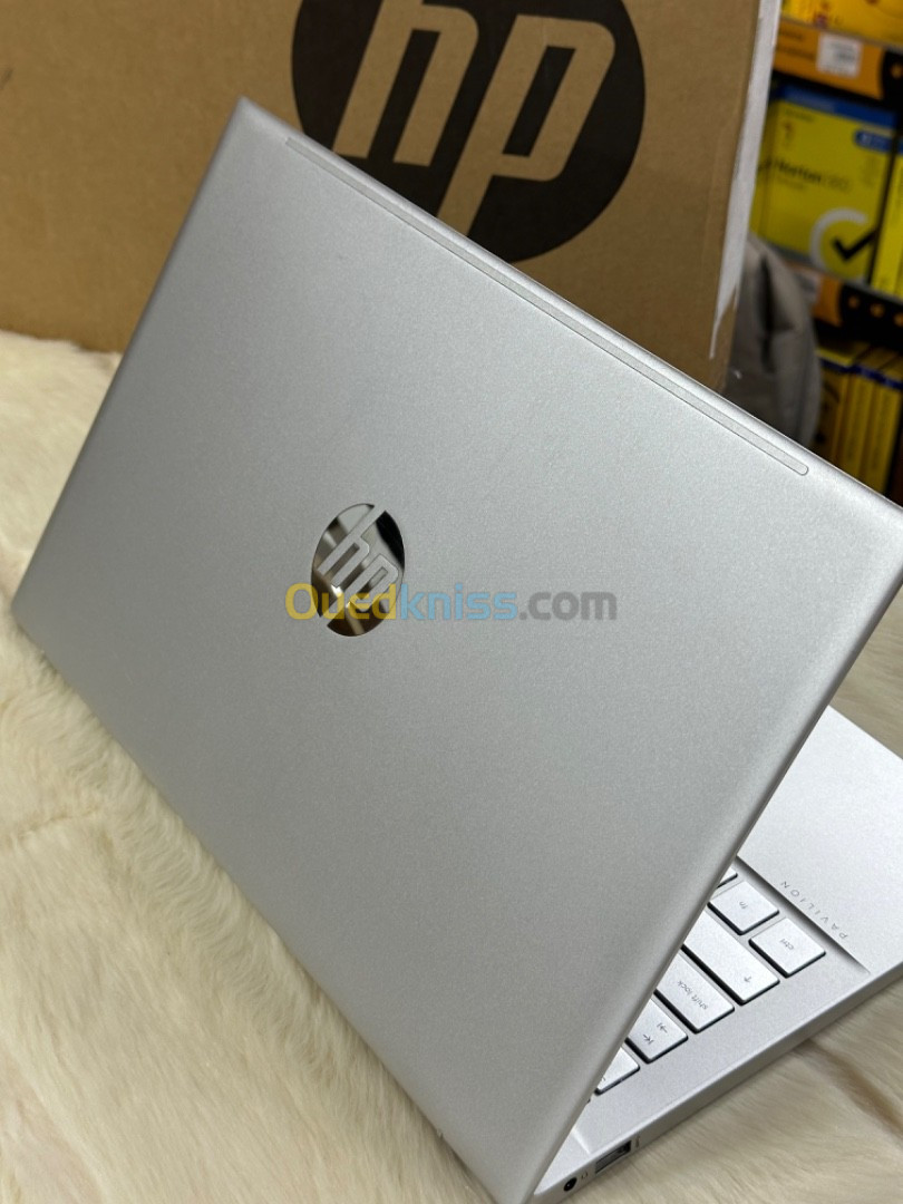 HP PAVILION 14 DV0XXX I7 1165G7 16GO 256GO SSD NVME 