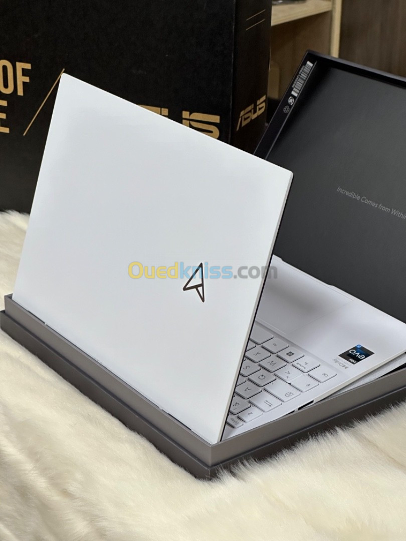 ASUS ZENBOOK S13 FLIP OLED UP5302Z I5 EVO 1240P 16GO 512GO SSD NVME NEUF SOUS EMBALLAGE 