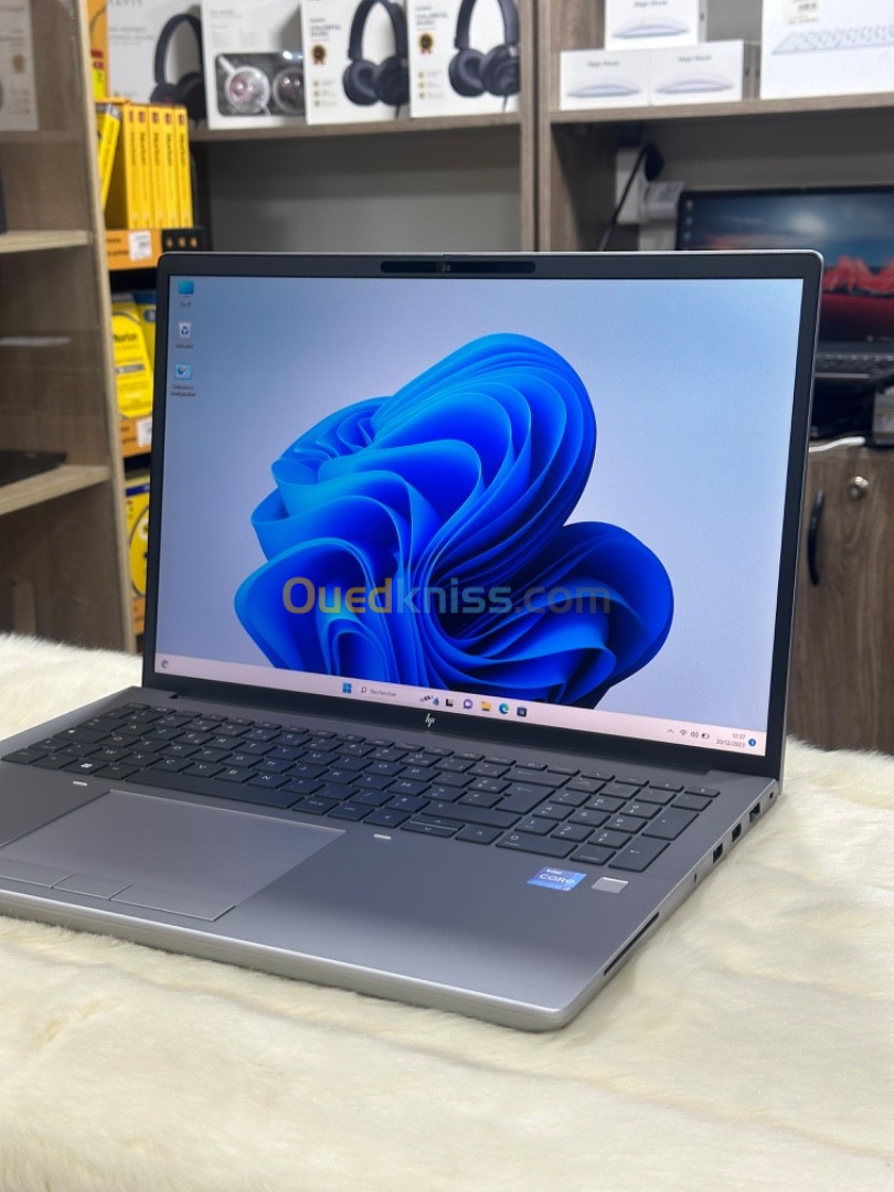 HP ZBOOK FURY 16 G9 I7 12800Hx 32GO 2TO SSD NVIDIA RTX A2000 8GO GDDR6 