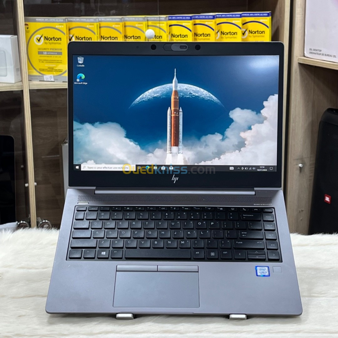 HP ZBOOK 14U I5 7200U 8GO 256GO AMD REDEON PRO WX3100 ECRAN 14 1080 LED WIN 10 