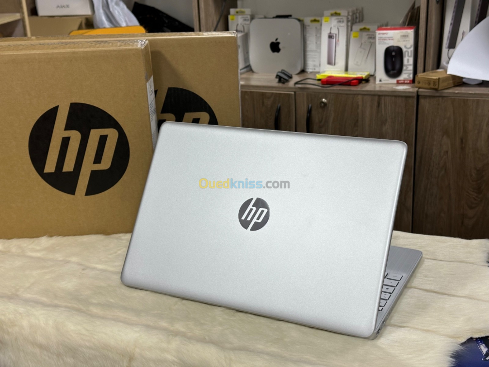 HP LAPTOP 15 DW1012NK CELERON N4020 4GO 256GO SSD NEUF SOUS EMBALLAGE 