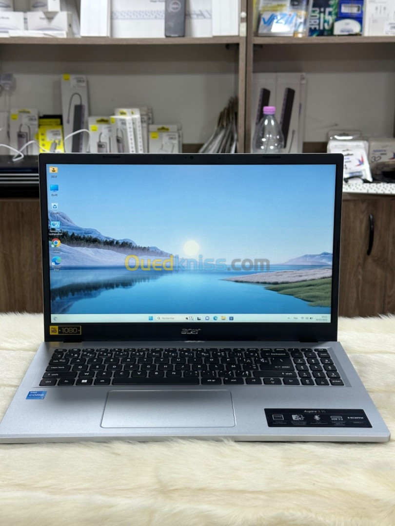 ACER APSIRE 3 A315-510P I3 N305 4GO DDR5 256Go SSD 