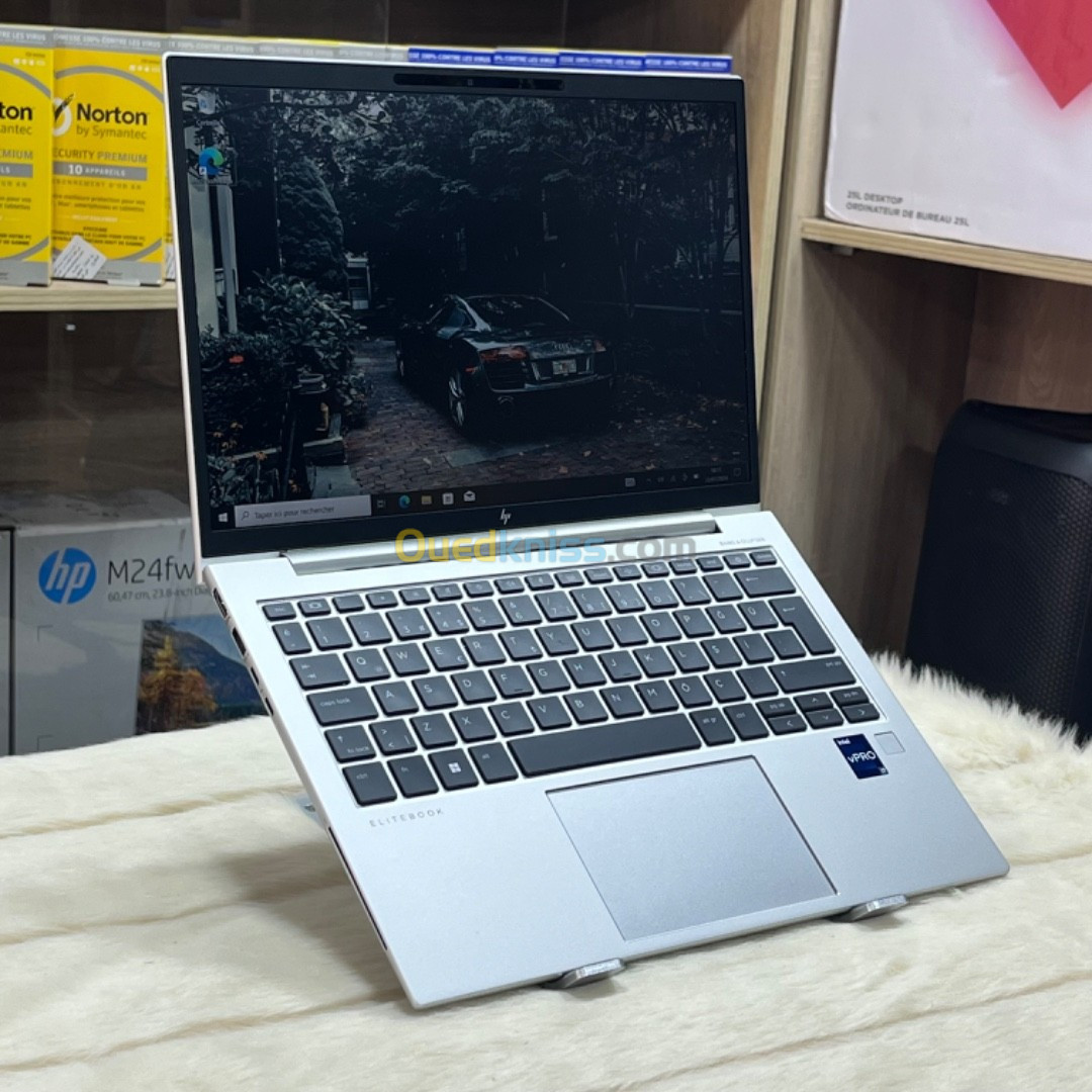 HP ELITEBOOK 830 G9 I7 1265U RAM 16GO 256 SSD ECRAM 13.3 FULL HP TACTILE WIN 10