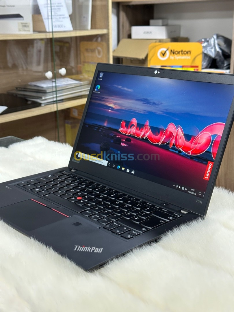 LENOVO THINKPAD P14s Gen 2 AMD RYZEN 7 PRO 5850U 16GO 1TO SSD NVME 