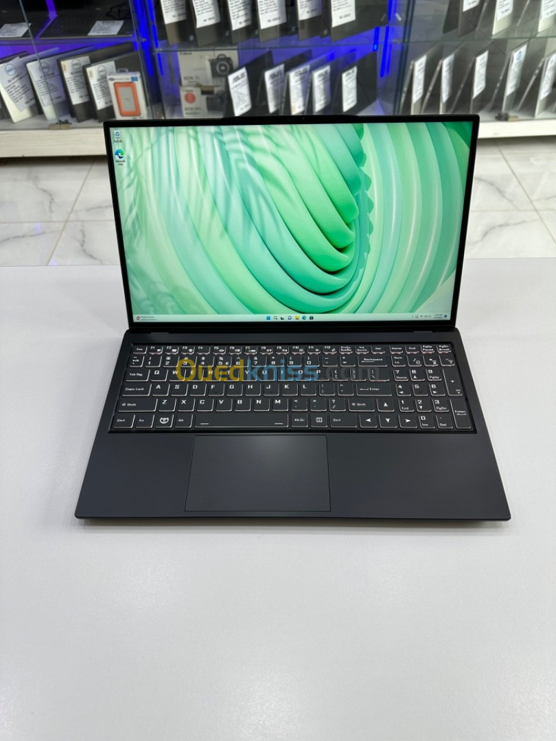 Laptop Clevo NS50AU 64GB 1TB SSD 15,6" 