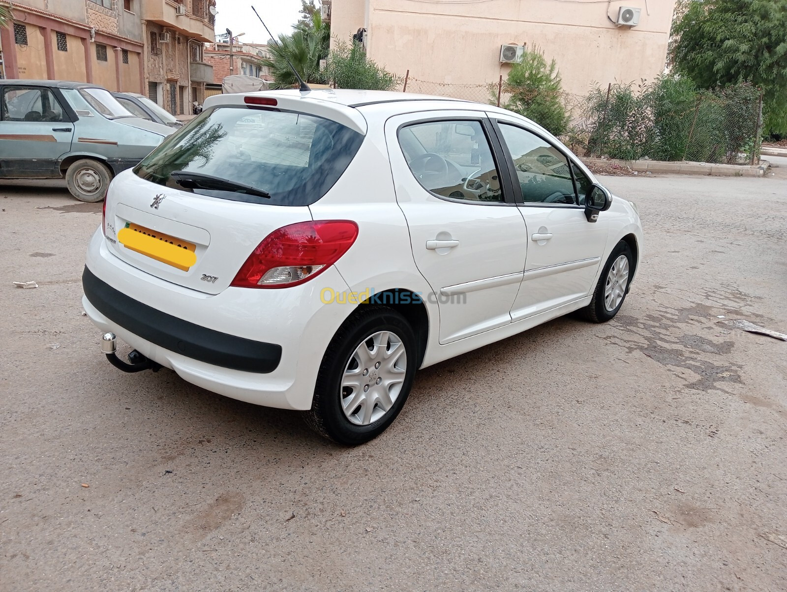 Peugeot 207 2012 Fennec