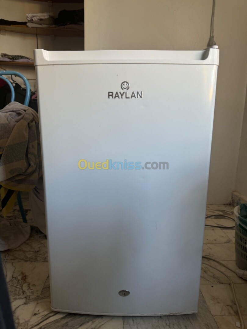 Réfrigérateur raylan 122 L