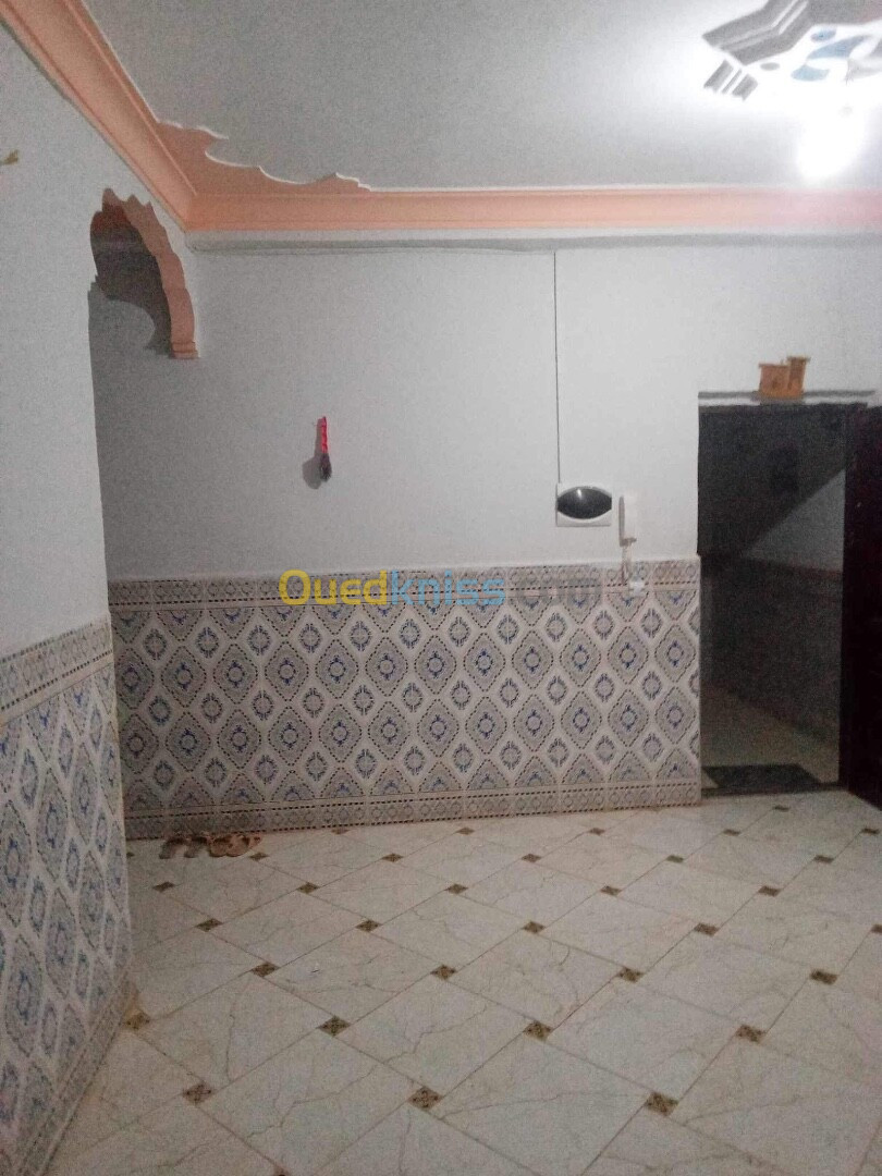 Location Niveau De Villa F3 Tlemcen Mansourah