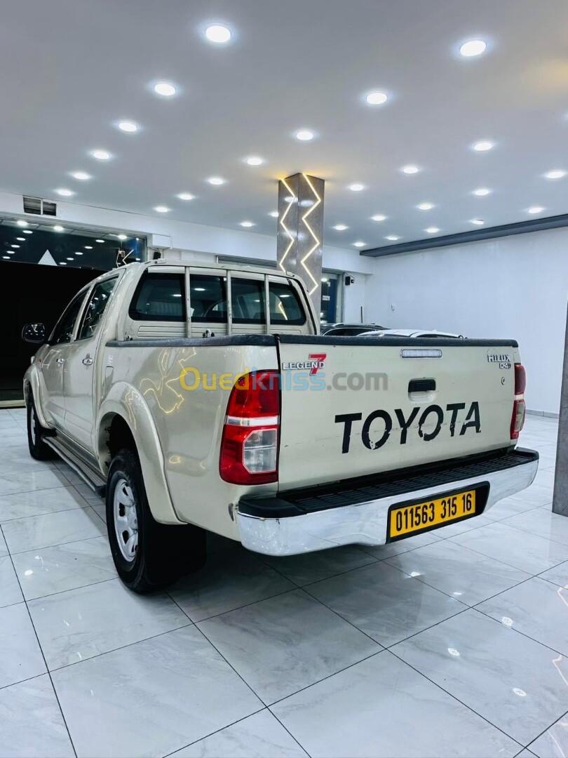 Toyota Hilux 2015 LEGEND DC 4x4