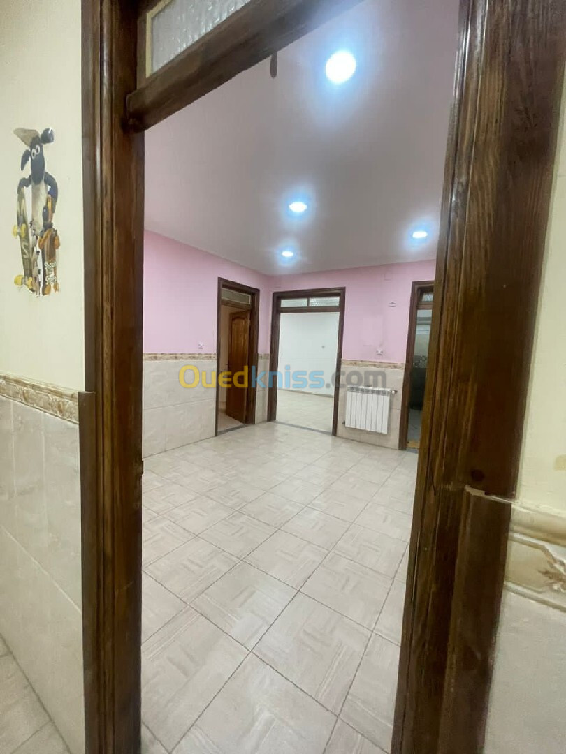 Location Niveau De Villa F12 Alger Baraki