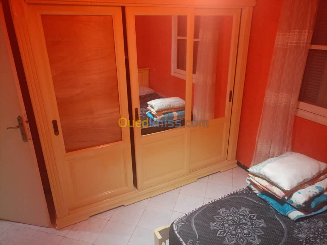 Location vacances Appartement F4 Alger Bab ezzouar