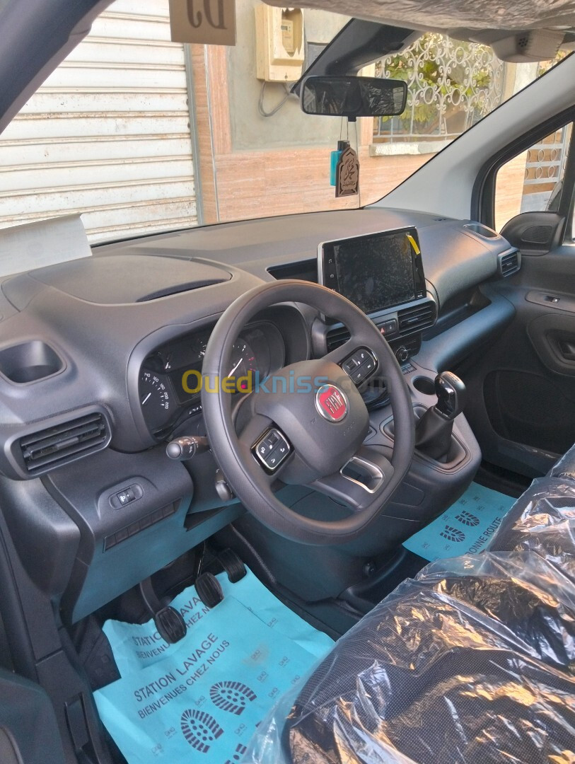 Fiat Doblo 2024 Itali