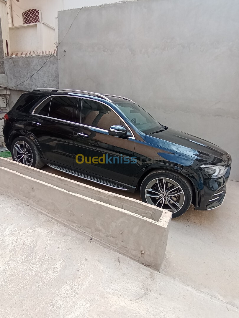 Mercedes GLE 2021 AMG Line +