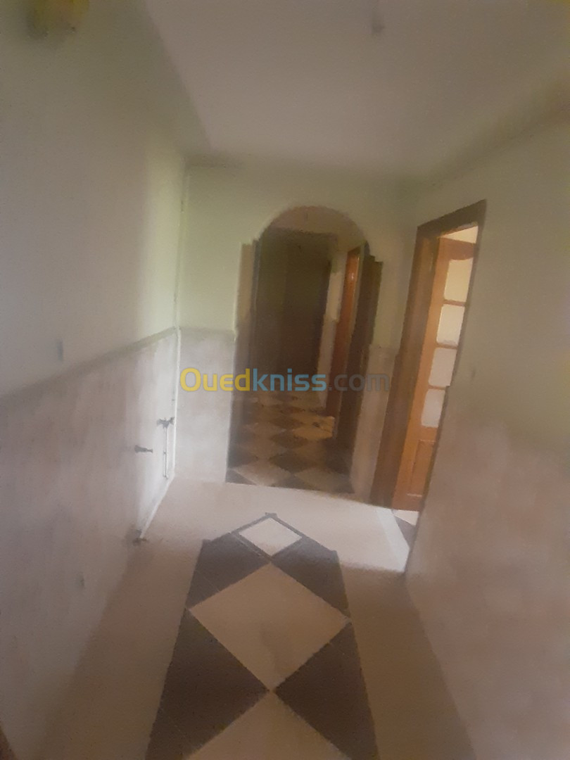 Vente Appartement F04 Alger Beni messous