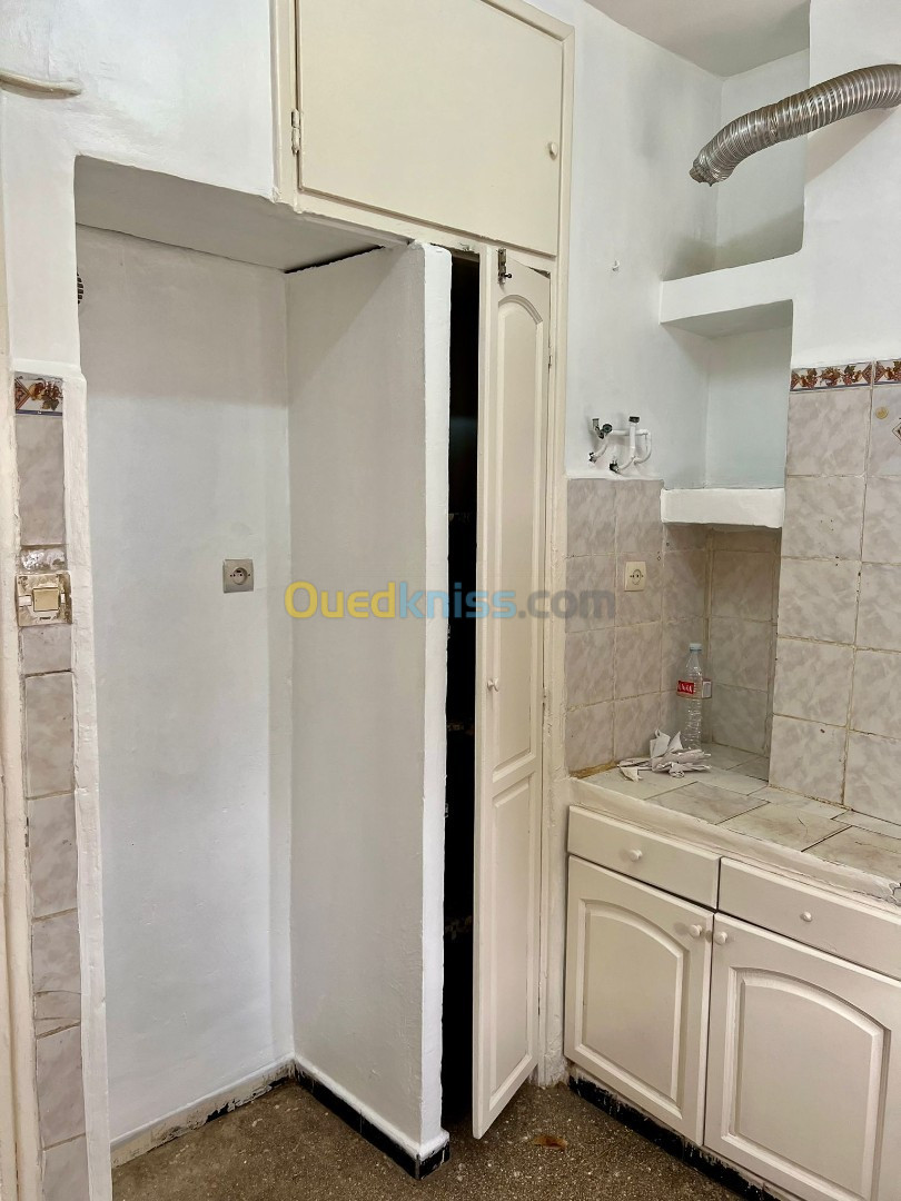 Vente Appartement F03 Alger El biar