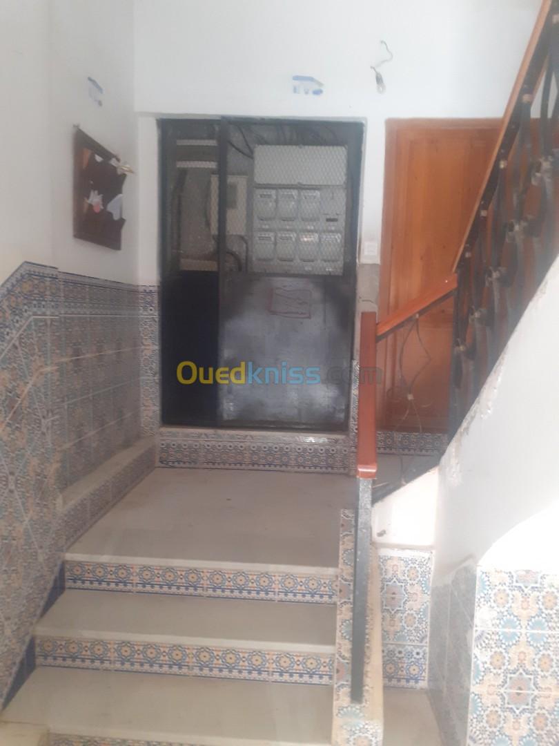 Vente Appartement F04 Alger Beni messous