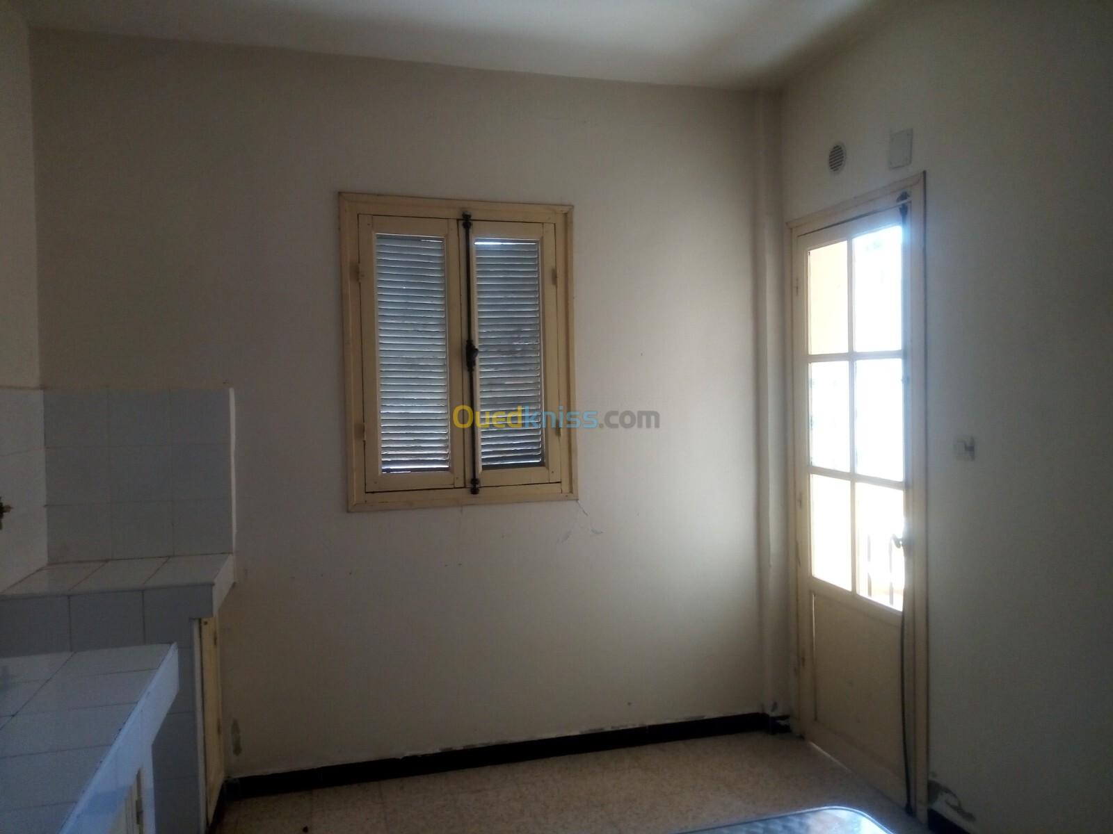 Location Appartement F3 Alger Souidania