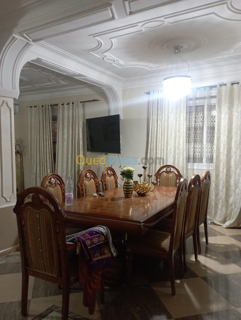 Location Appartement F4 Annaba Annaba