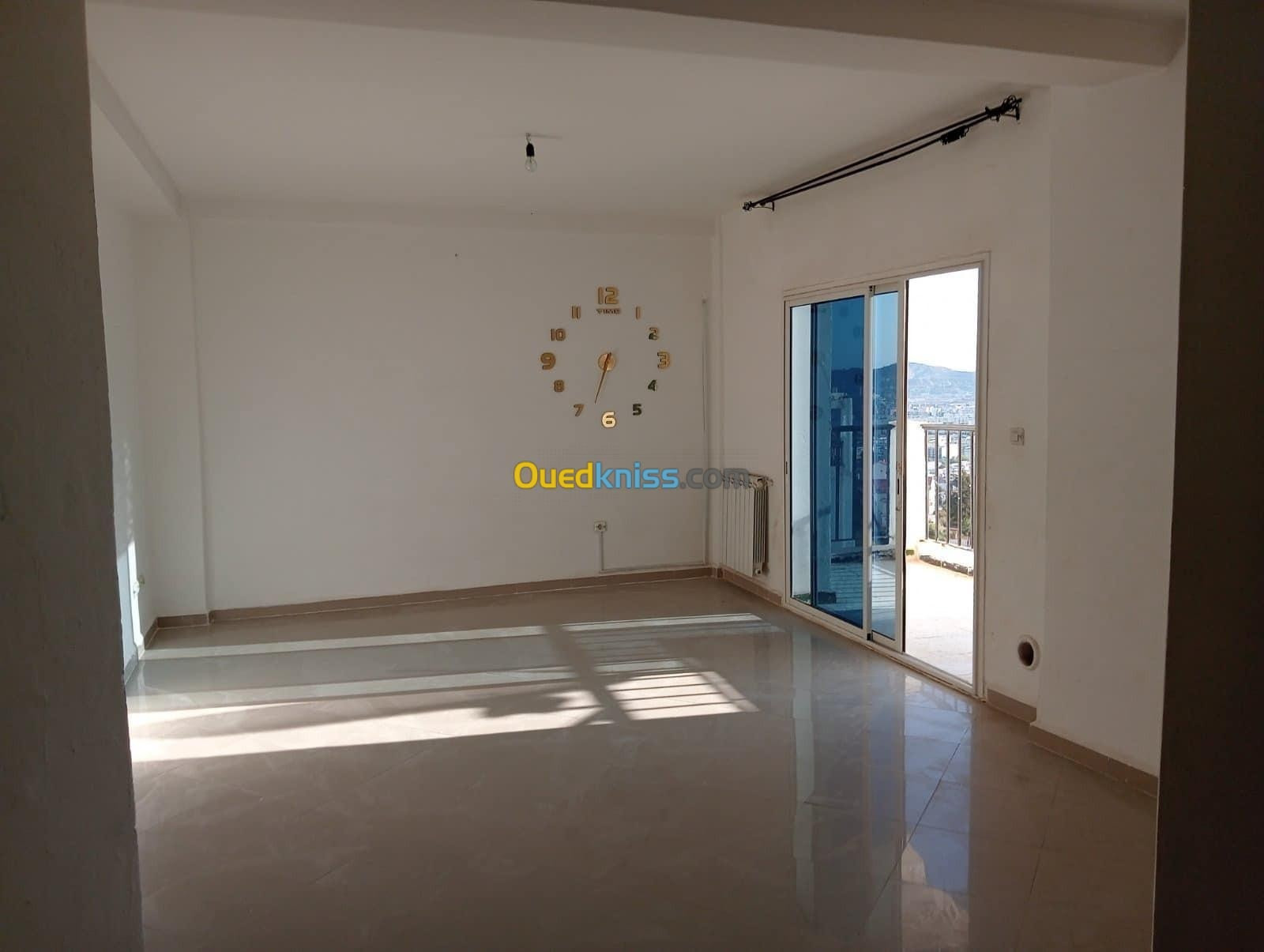 Location Appartement F4 Annaba Annaba