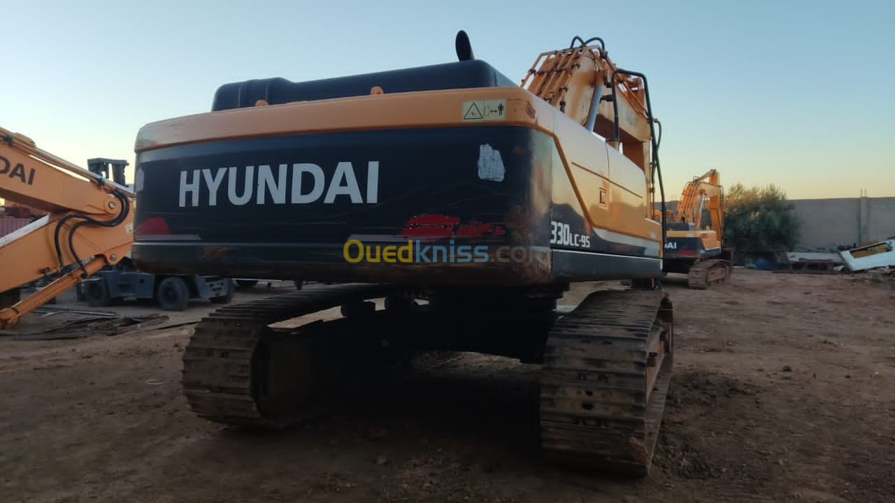 Hyundai 330LC9 2019