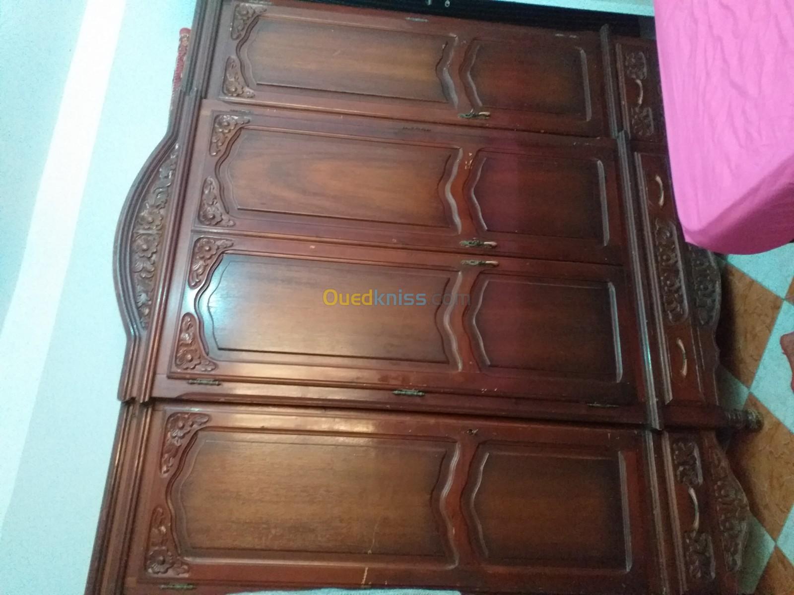 Armoire 4 porte 