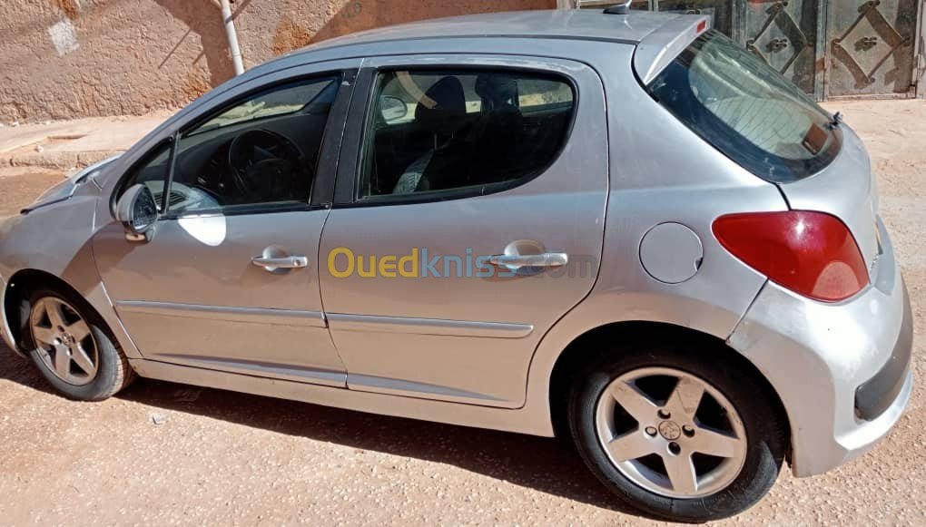 Peugeot 207 2008 Premium