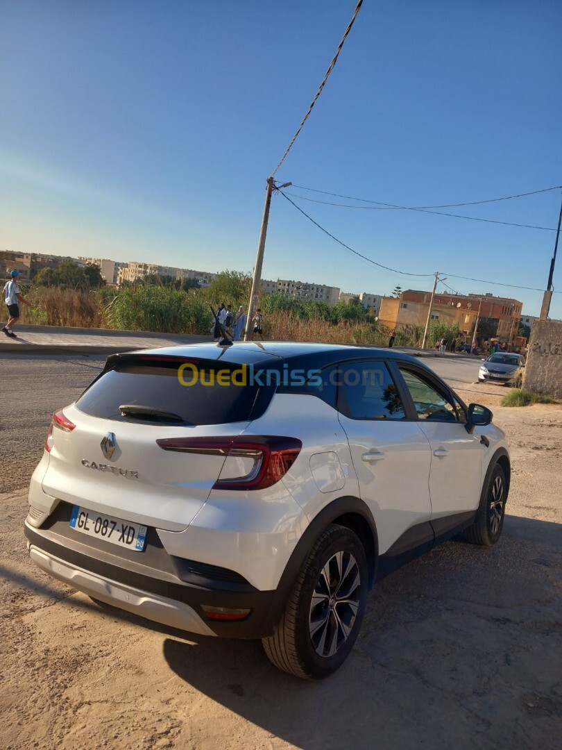 Renault Captur 2023 Evolition