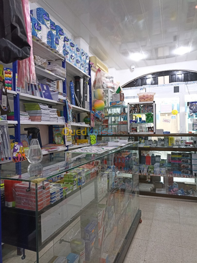 Magasin Avendre بيع مكتبة مجهزة 