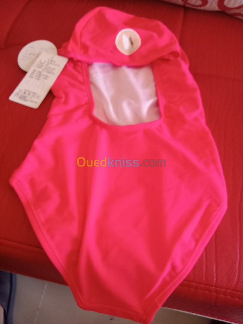 Maillot de bain pour fillettes 