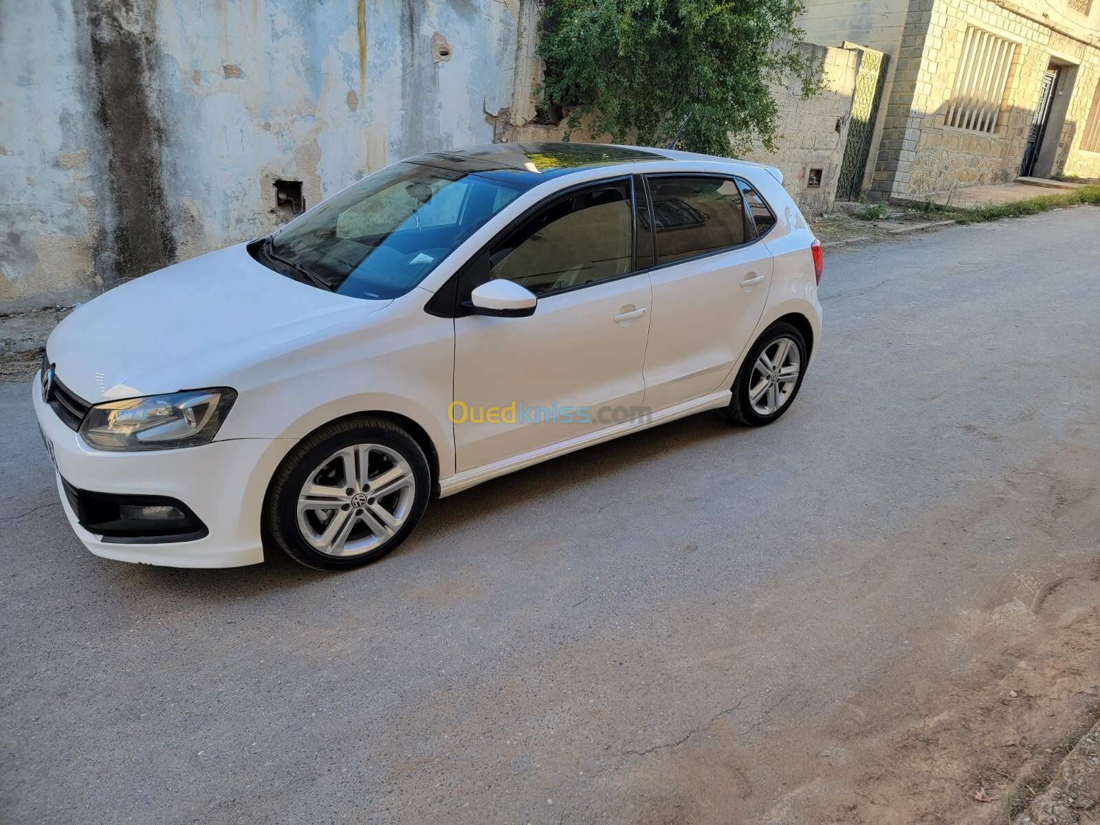 Volkswagen Polo 2014 R-line