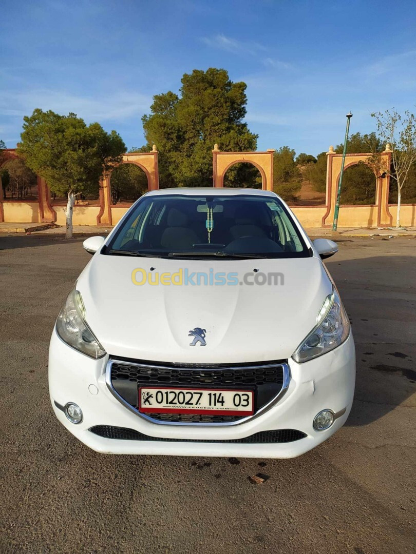 Peugeot 208 2014 Allure