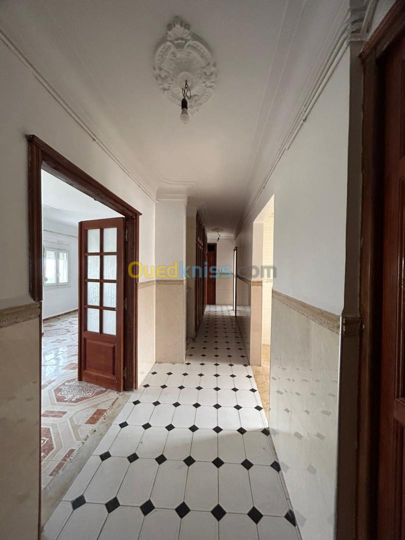 Location Appartement F4 Alger Bir mourad rais