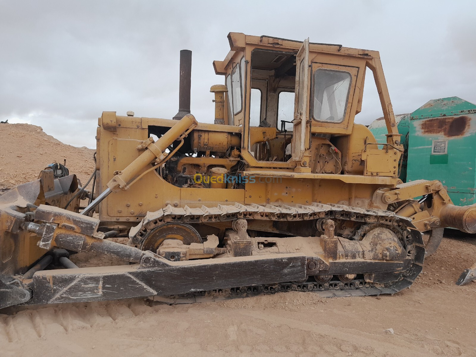 Komatsu d85 a18 a12 Komatsu d85 a18 a12 1980