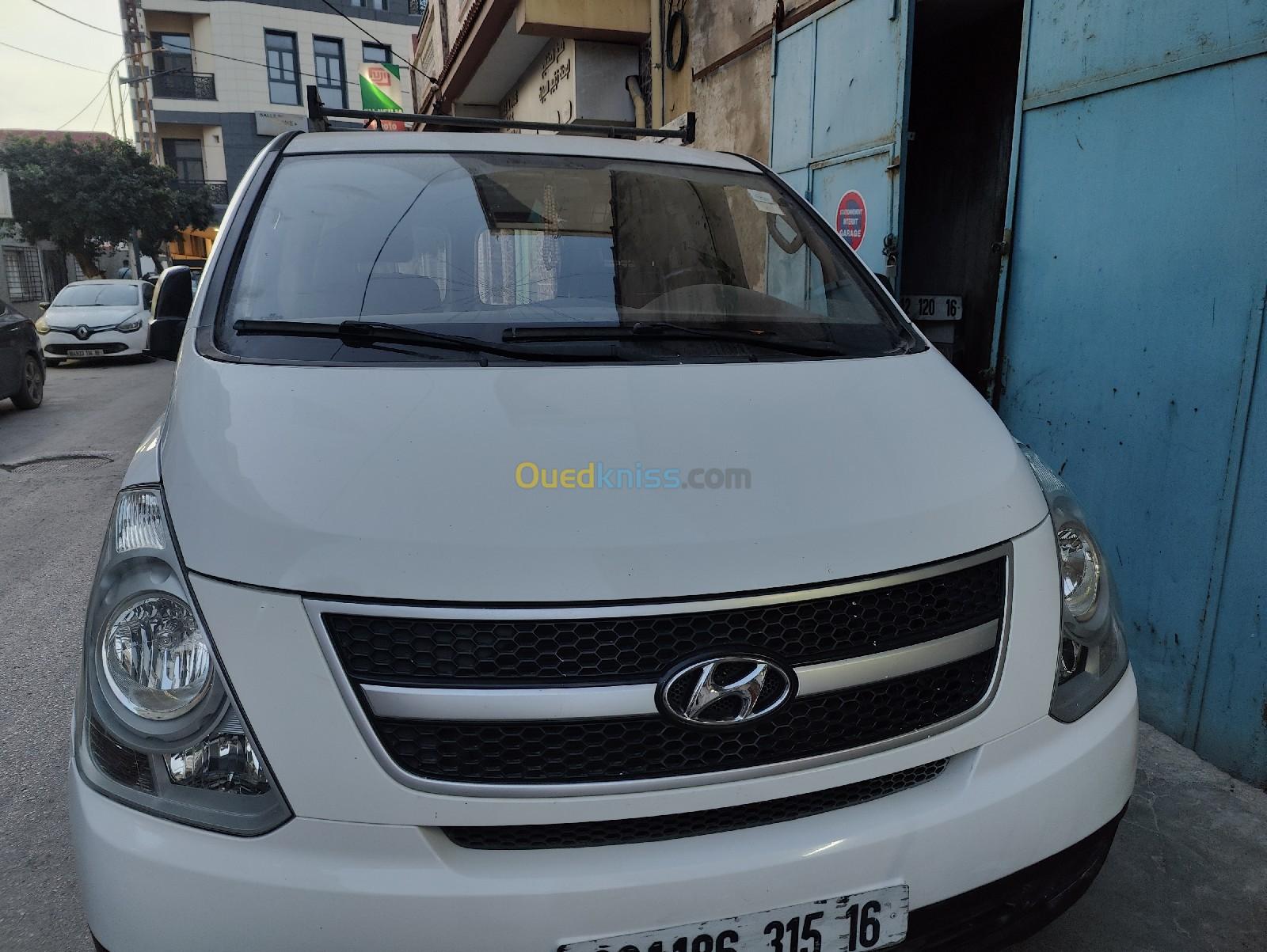 Hyundai H1 2015