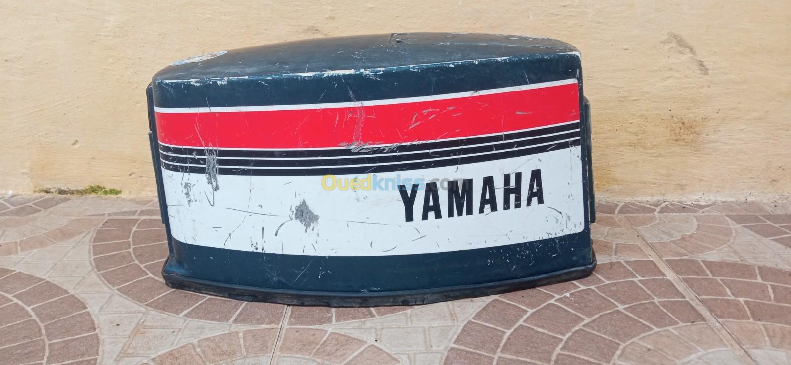 Cache moteur 30cv yamaha 