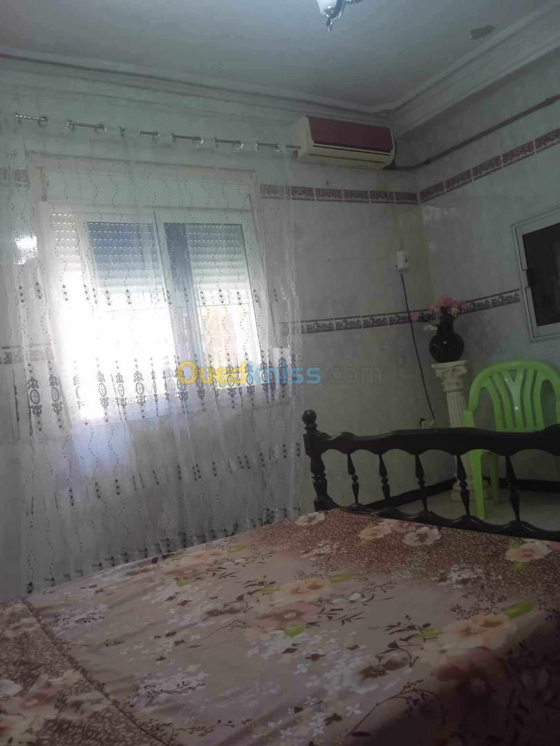 Location vacances Niveau De Villa F2 Chlef Chlef