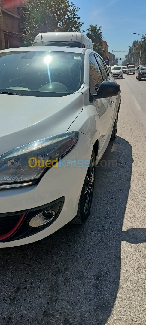 Renault Megane 3 2012 Play