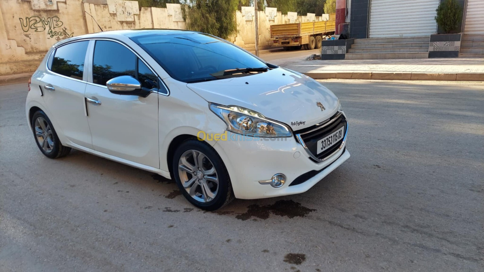 Peugeot 208 2015 Allure