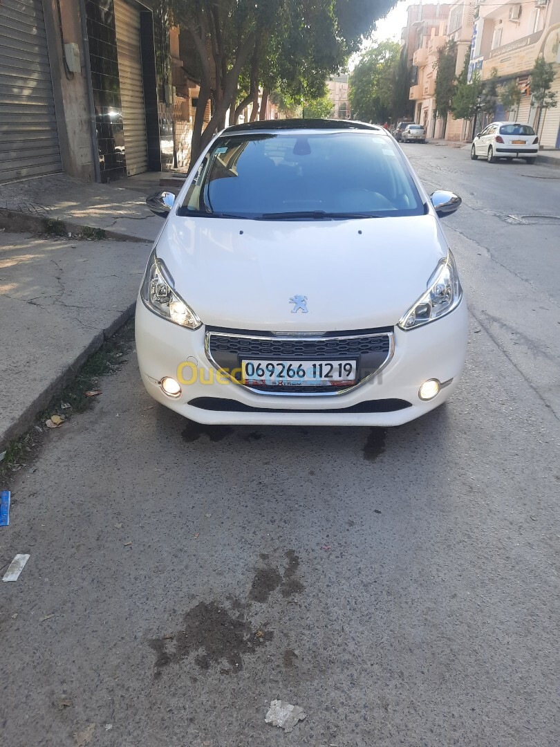 Peugeot 208 2012 Allure